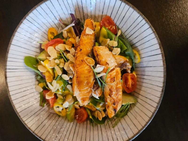 OZEKI Garden Gericht mit Fisch